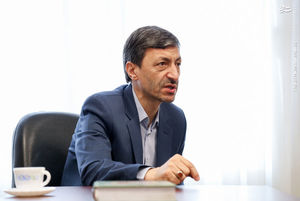 تودهنی رئیس بنیاد مستضعفان به دروغ بهزاد نبوی